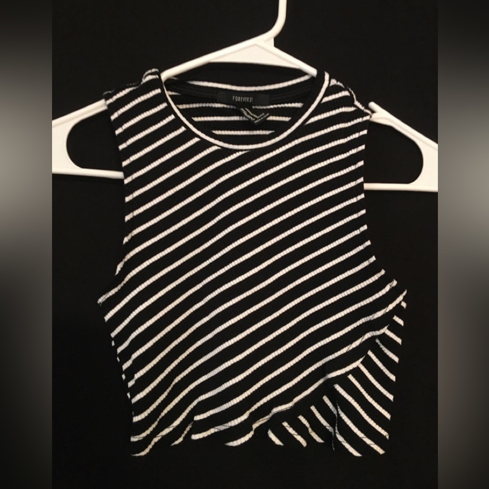 COPY - Crop top